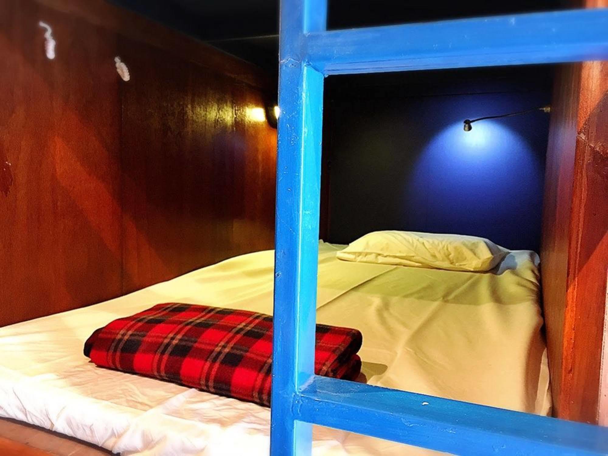 Wire Hostel Patong Zewnętrze zdjęcie